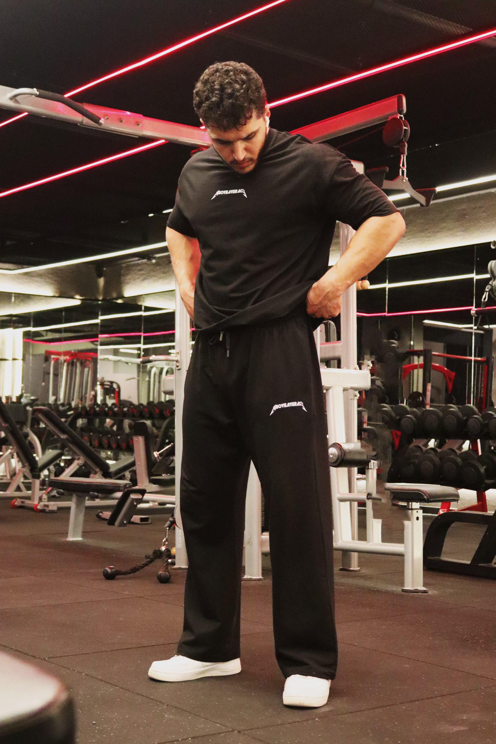 Fear The Average Jogger - الصورة 4